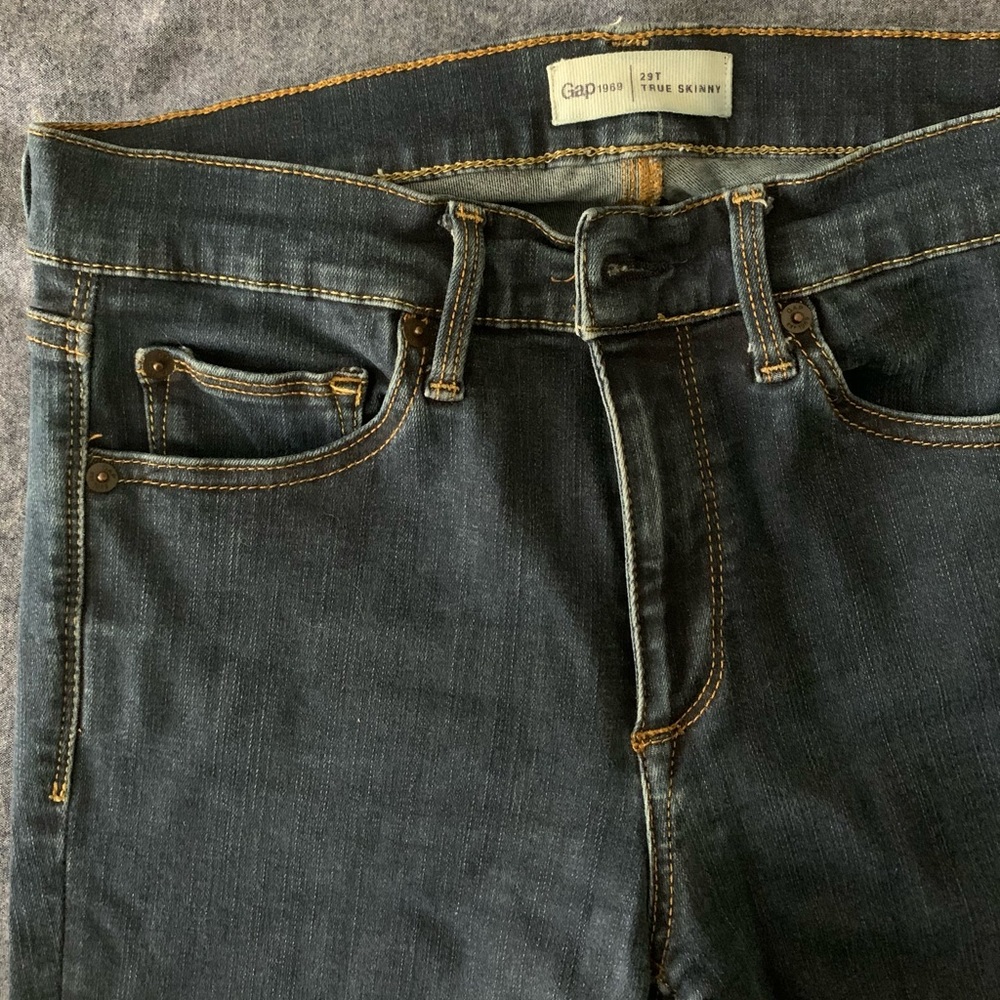 Gap True Skinny Jeans